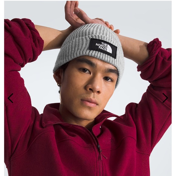 The North Face Logo Box Cuffed Beanie - Picture 7 of 9